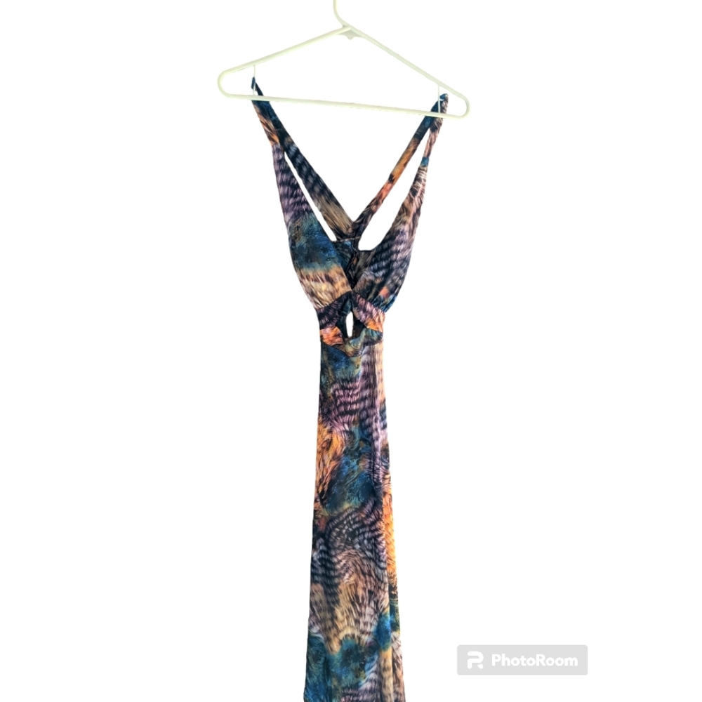 Beautiful medium women's Lucas and Emma backless dress with peekaboo keyhole